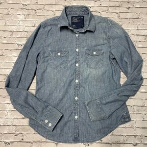 American Eagle Outfitters Blue Button Down Shirt